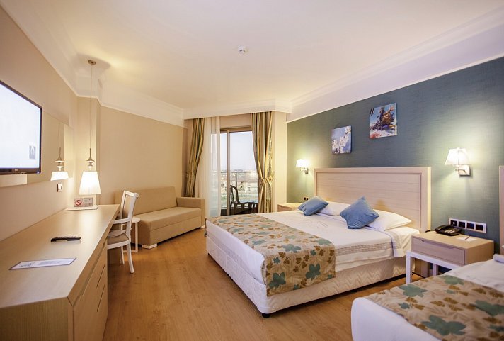Bieno Club Sunset Hotel & Spa