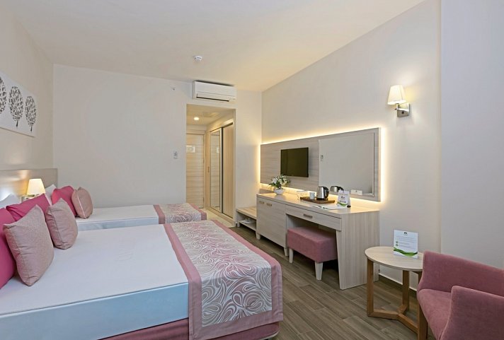 Can Garden Resort