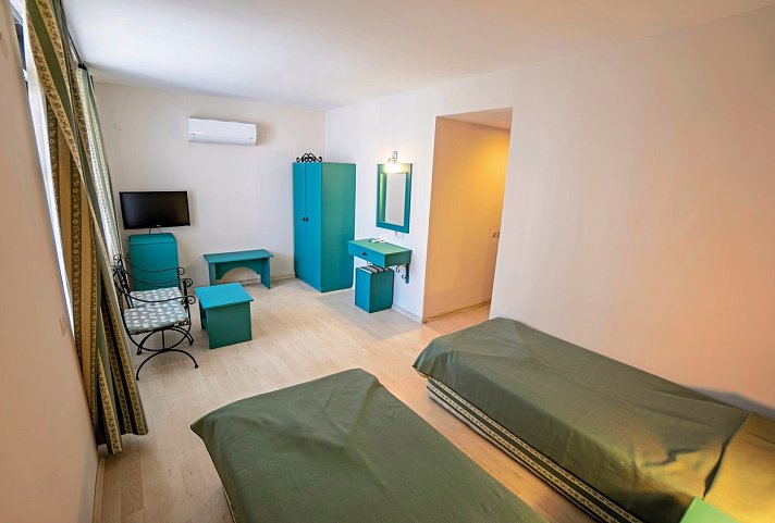 Club Hotel Titan