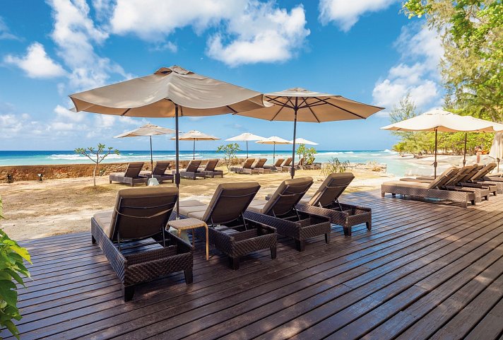 Savannah Beach Club