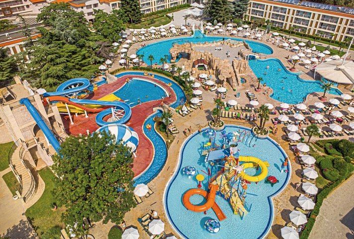 DIT Evrika Beach Club Hotel