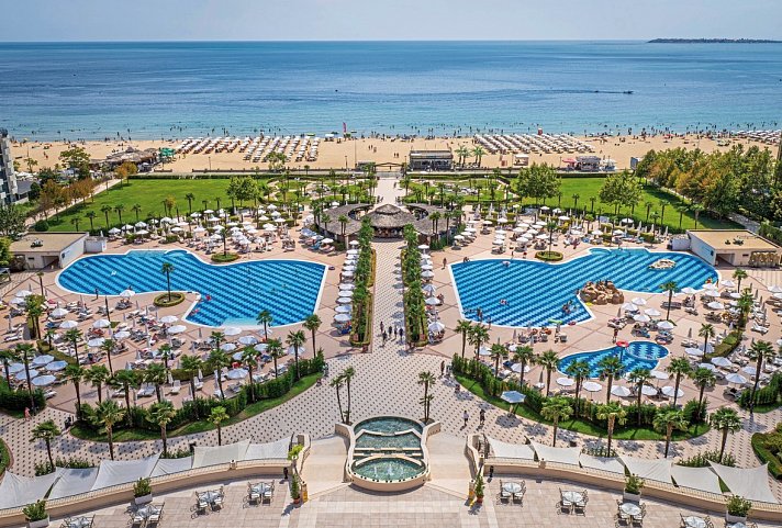 DIT Majestic Beach Resort