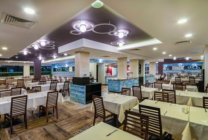 Lion Sunny Beach