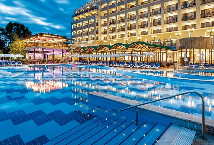 Sol Nessebar Resort
