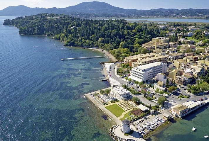 Mon Repos Palace