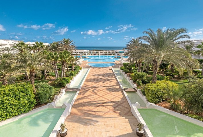 Radisson Blu Palace Resort & Thalasso
