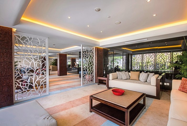 Double-Six Luxury Hotel Seminyak