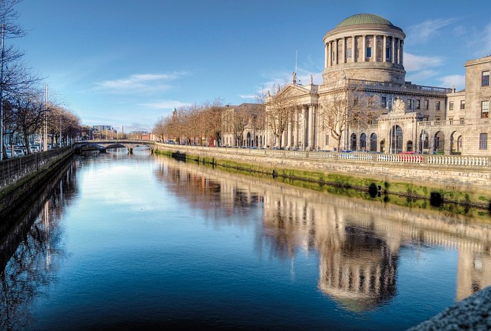 Geheimnisvolle Küste - Four Courts, Dublin