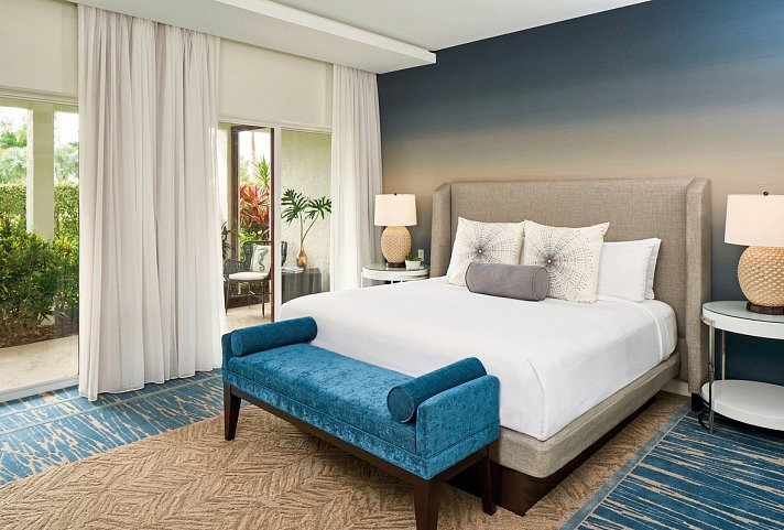 Naples Grande Beach Resort