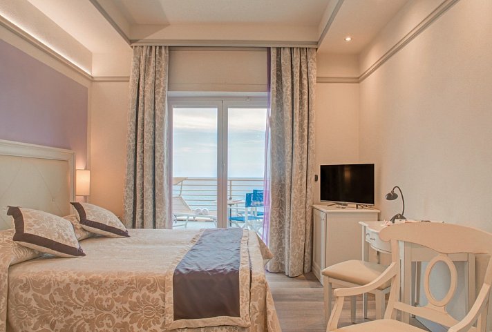 Hotel Regina - Wohnbeispiel Classic Zimmer (Zimmercodierung DBO)