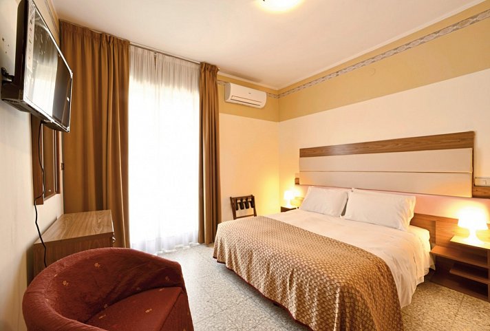 Diano Marina - Wohnbeispiel Doppelzimmer (Zimmercodierung DB1)