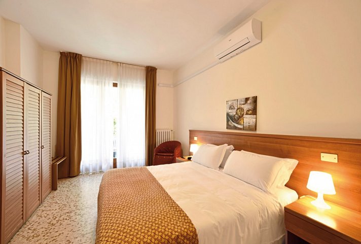 Diano Marina - Wohnbeispiel Doppelzimmer (Zimmercodierung DB1)