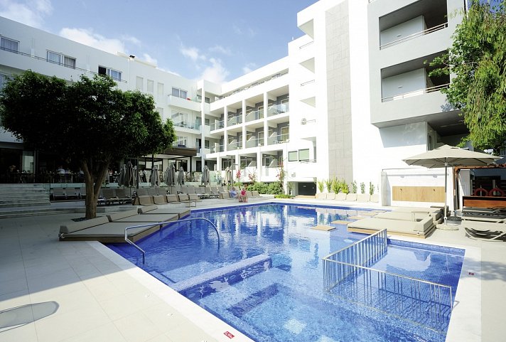 Atrium Ambiance