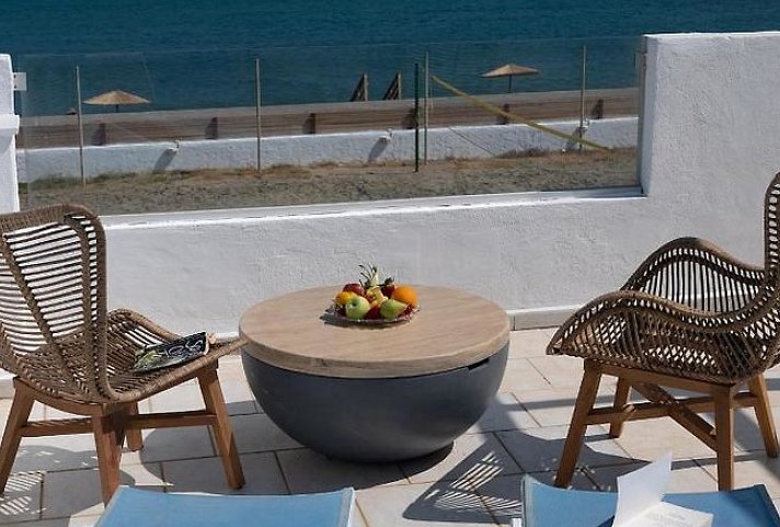 Enorme Maya Beach Hotel