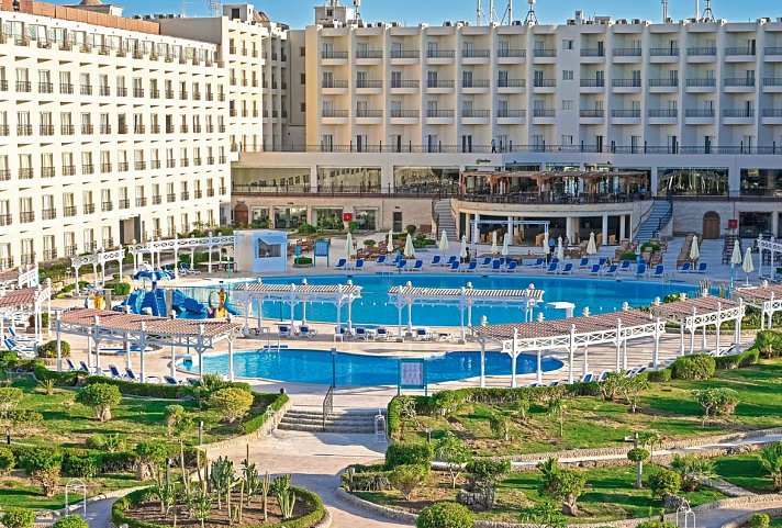 SUNRISE Le Jardin Aqua Park Resort