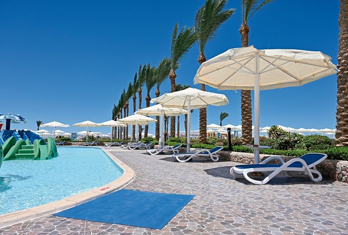 SUNRISE Riviera Aqua Park Resort