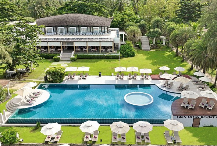 Twin Lotus Resort & Spa