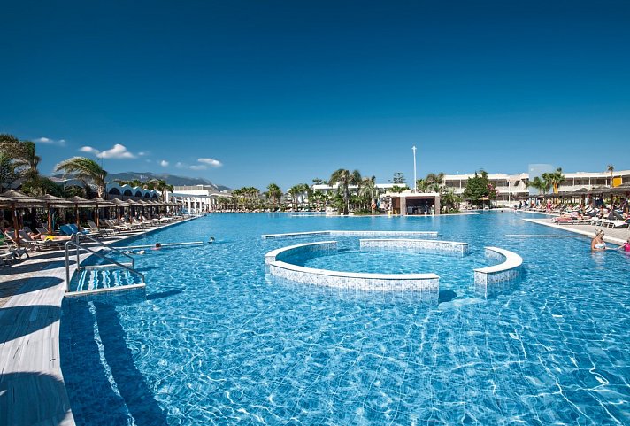 Blue Lagoon Resort
