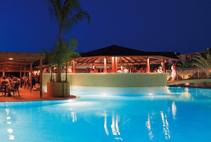 Sandy Beach Hotel