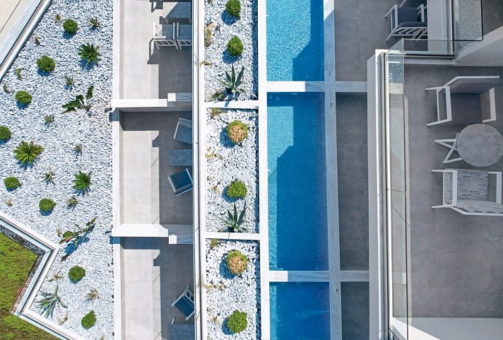 Aloe Elegant Suites