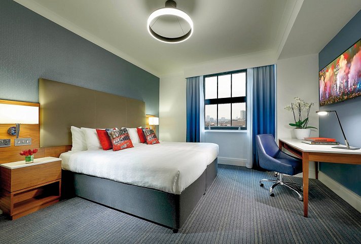 The Cumberland Hotel