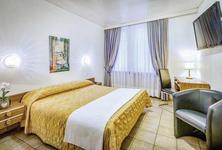 Hotel dell'Angelo - Wohnbeispiel Doppelzimmer (Zimmercodierung DB1)