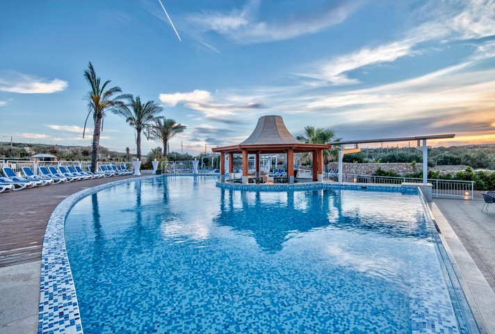 db Seabank Resort & Spa
