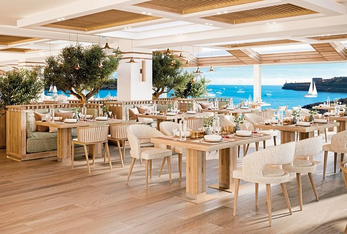 Ikos Porto Petro