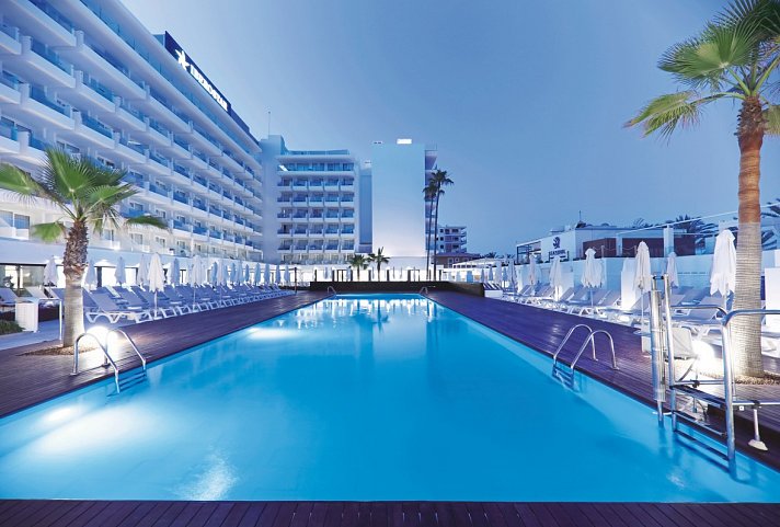 Iberostar Waves Bahia de Palma