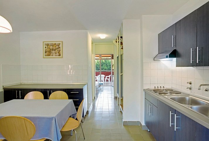 Lanterna Resort