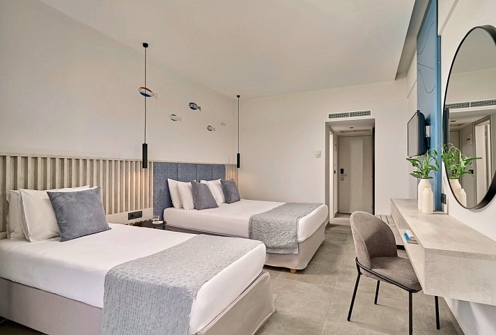 Blue Sea Beach Resort - Wohnbeispiel Doppelzimmer Landblick (Zimmercodierung DBL)
