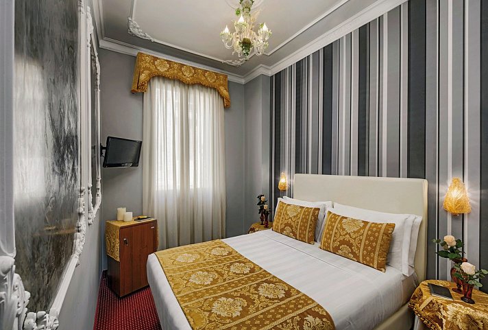 Hotel Pausania