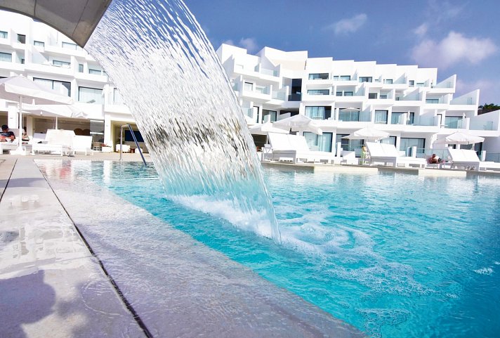 Royal Marina Suites Boutique Hotel