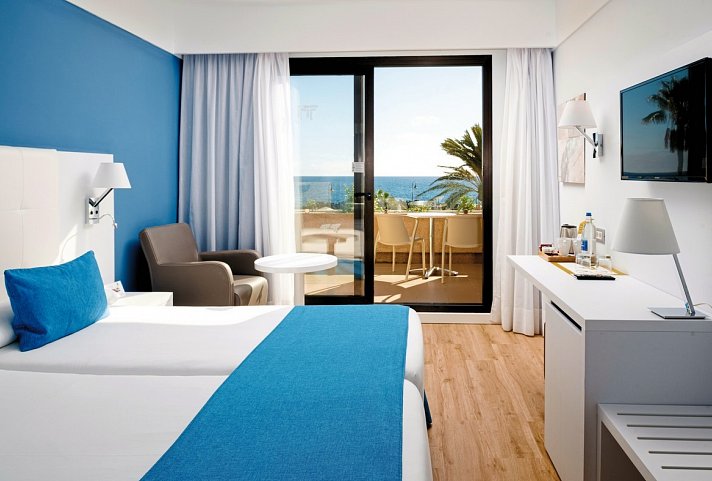 Alexandre Grand Teguise Playa