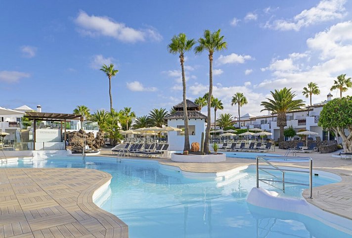 H10 White Suites Boutique