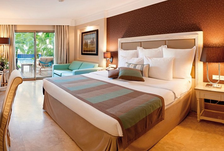 Paloma Pasha - Wohnbeispiel Doppelzimmer mit direktem Poolzugang (Zimmercodierung DB2)