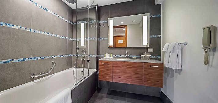 Double Tree by Hilton Kusadasi