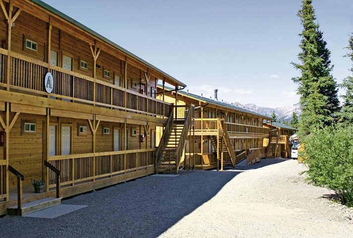Denali Grizzly Bear Resort