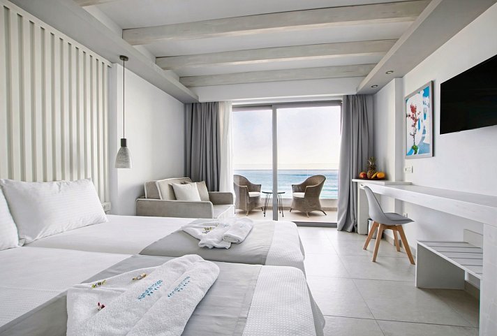 Konstantinos Palace
