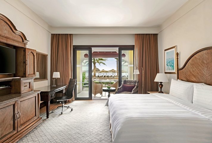 Shangri-La Qaryat Al Beri