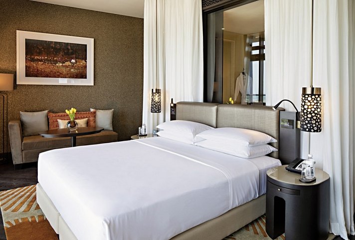 Grand Hyatt Abu Dhabi Hotel& Residences Emirates Pearl