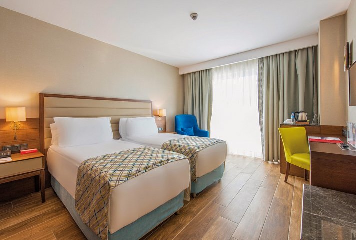 Ramada Plaza Hotel