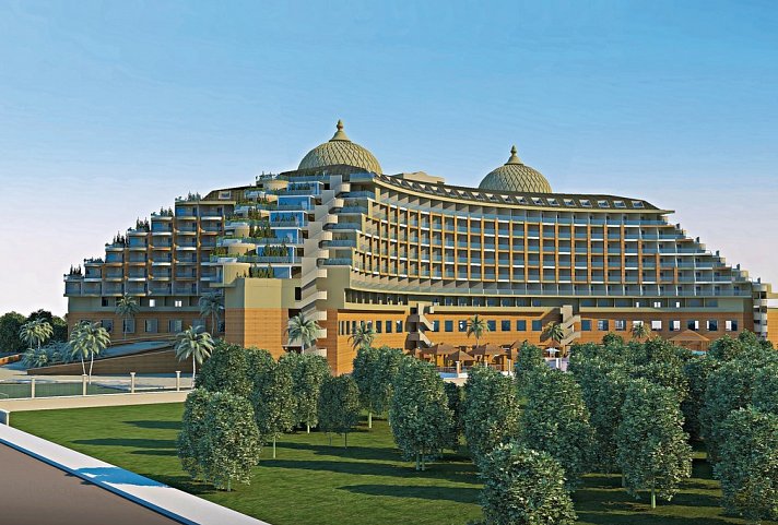 Delphin Palace