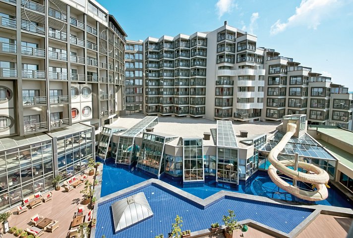 Limak Lara De Luxe Resort