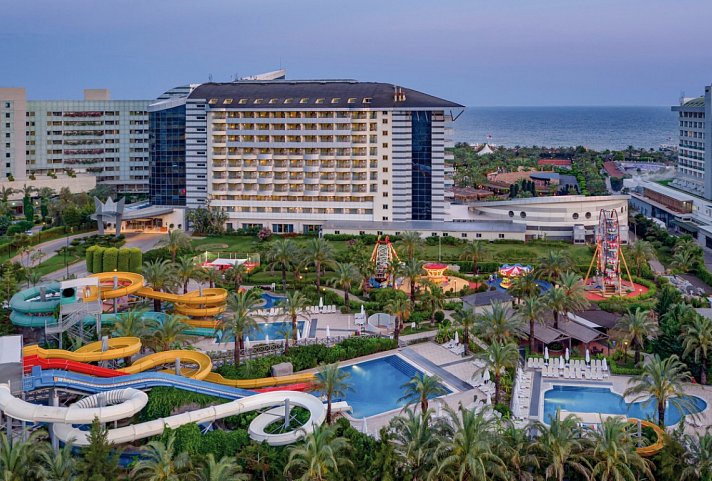 Royal Wings Hotel