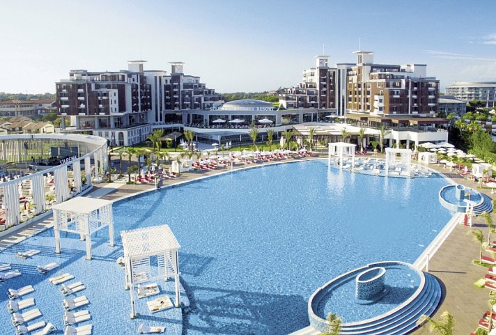 Selectum Luxury Resort