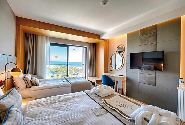 Diamond De Luxe Hotel & Spa