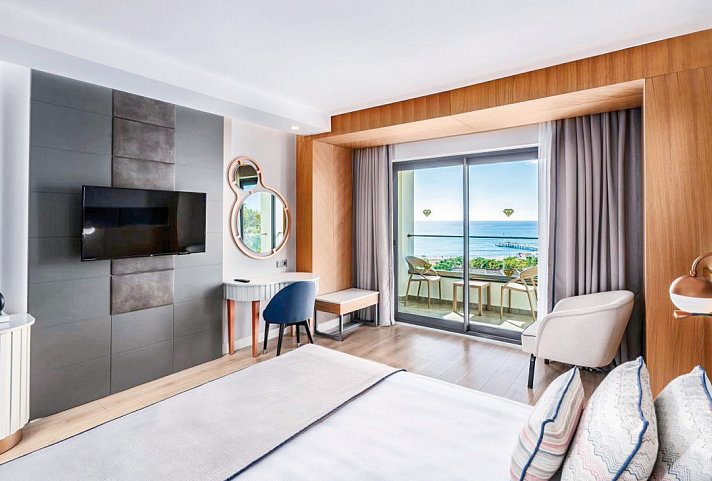 Diamond De Luxe Hotel & Spa