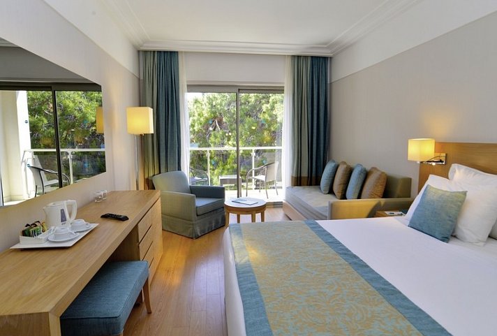 Turquoise Hotel