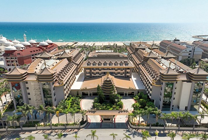 Royal Dragon Hotel
